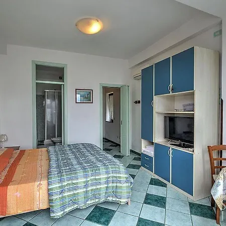 Il Giardino Dei Limoni Apartment *